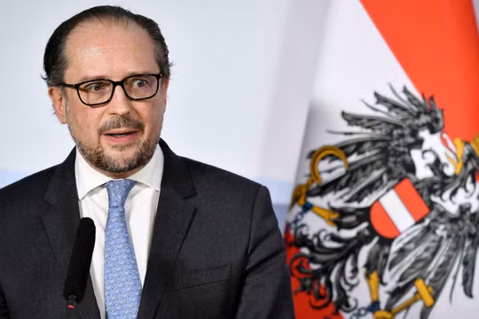 Ngoại trưởng Áo Alexander Schallenberg