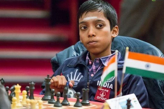 Thần đồng cờ vua Ấn Độ Rameshbabu Praggnanandhaa
