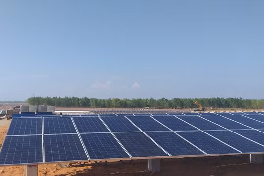 Nhà máy điện mặt trời Hồng Phong 1B (Nguồn: Vietracimex)