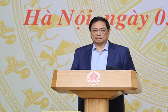 Thủ tướng yêu cầu điều chỉnh giá điện phù hợp, không giật cục