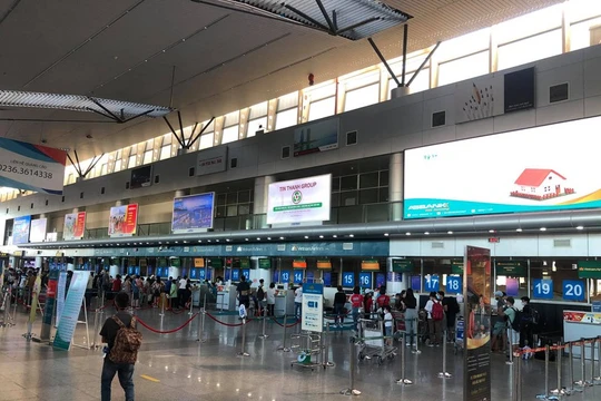 Nhà ga đi sân bay quốc tế Đà Nẵng.