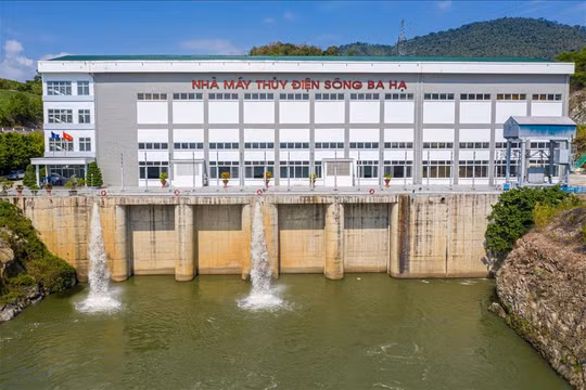 Nhiều lãnh đạo cấp cao của Thủy điện Sông Ba Hạ "nghỉ phép" để làm việc với cơ quan chức năng