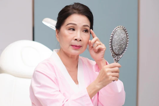 Nghệ sĩ Kim Xuân lo lắng vì ngoại hình lộ rõ dấu hiệu tuổi tác