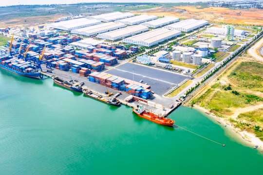Cảng Chu Lai – cửa ngõ giao thương hàng hóa của miền Trung Việt Nam