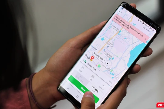 Grab bị cáo buộc đã lợi dụng quyết định 24 để điều hành dịch vụ vận tải taxi và có nguy cơ chịu khoản phạt lên đến 42,1 tỷ đồng.