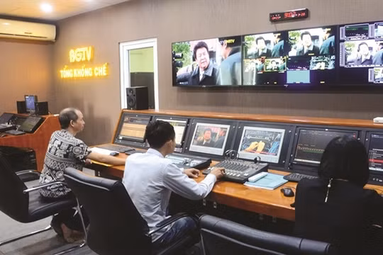 Nhiều chuyên gia lo ngại Dự thảo Nghị định sẽ tạo thêm các gánh nặng về thủ tục hành chính cho doanh nghiệp và là rào cản cho hoạt động đầu tư vào lĩnh vực nội dung số tại Việt Nam. Ảnh minh họa.