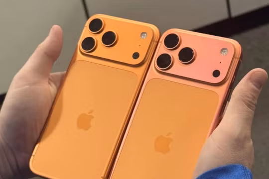 Phone 17 màu cam bỗng đổi sang hồng: Hiện tượng tạm thời hay lỗi sản xuất?