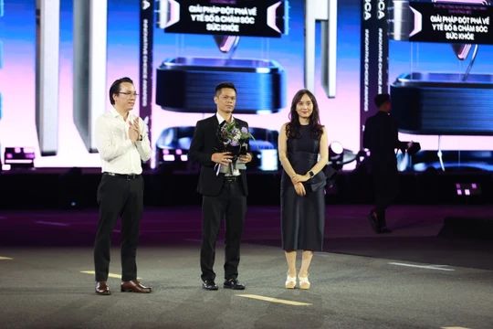 Hệ thống nhà thuốc và trung tâm tiêm chủng Long Châu được vinh danh tại Better Choice Awards 2025