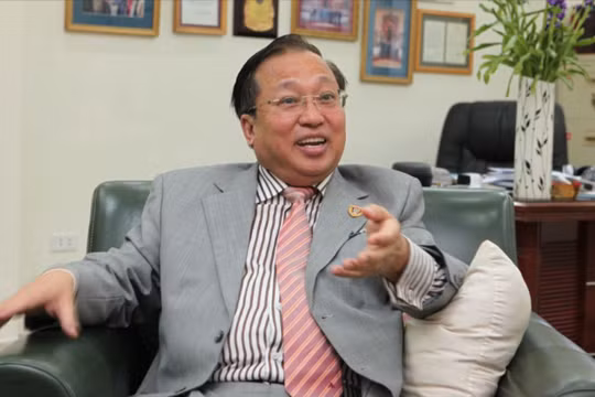 GS Hà Tôn Vinh