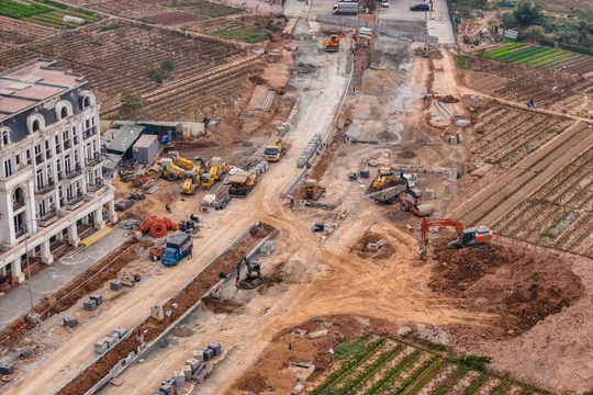 Cần cơ chế mới để giá đất sát thị trường, tránh méo mó