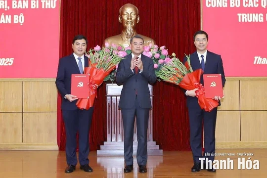 Ông Nguyễn Hoài Anh và Nguyễn Hồng Phong giữ chức Phó bí thư Tỉnh ủy Thanh Hóa