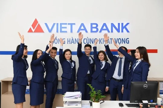Cổ đông lớn muốn thoái bớt vốn tại VietABank. 