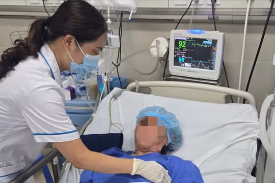 Uống nhầm methadone trong chai nước ngọt, cụ bà suýt tử vong