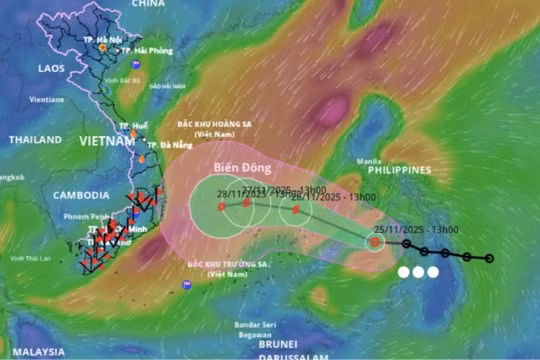 Áp thấp nhiệt đới tiến vào biển Đông, cảnh báo mưa lớn từ Đà Nẵng đến Lâm Đồng