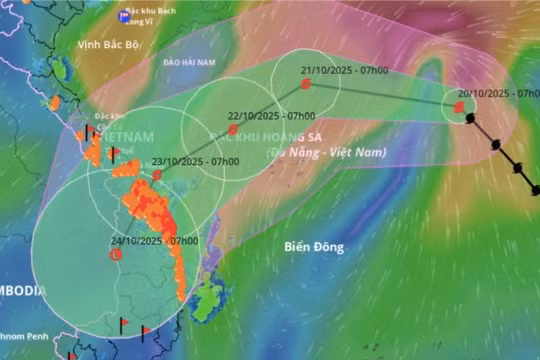 Miền Trung mưa rất lớn do bão Fengshen