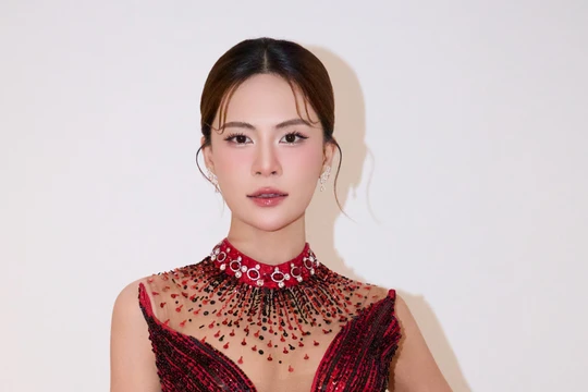 Hà Nhi hứa hẹn làm say lòng khán giả Tây Ninh tại thành phố Thiên niên kỷ