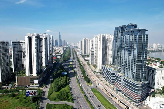 Vì sao nhà đầu tư “đổ bộ” vào miền Nam săn bất động sản?