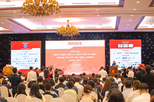 Sáng 30/5, Diễn đàn Đầu tư Mạo hiểm và Thiên thần Đà Nẵng 2025 - “Danang Venture and Angel Summit 2025” (DAVAS 2025) đã khai mạc với sự tham dự của hơn 20 nhà đầu tư và quỹ đầu tư danh tiếng đến từ nhiều quốc gia.