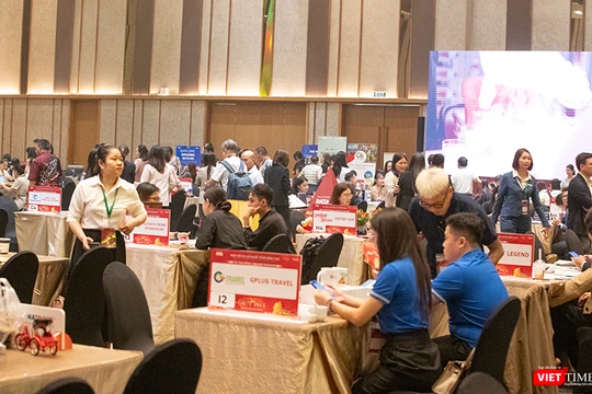 Sáng 16/10, tại Cung Hội nghị Quốc tế Ariyana Đà Nẵng, Ngày hội Du lịch Quốc tế Đà Nẵng 2025 đã chính thức khai mạc với sự tham dự của và gần 6.000 cuộc giao thương được kết nối.