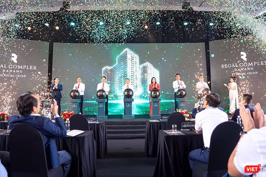 Ngày 2/9, TP Đà Nẵng tổ chức lễ khởi công dự án Khu phức hợp 5 sao Regal Complex (tại khu đô thị Phú Mỹ An, phường Ngũ Hành Sơn) với tổng mức đầu tư hơn 1.500 tỷ đồng.