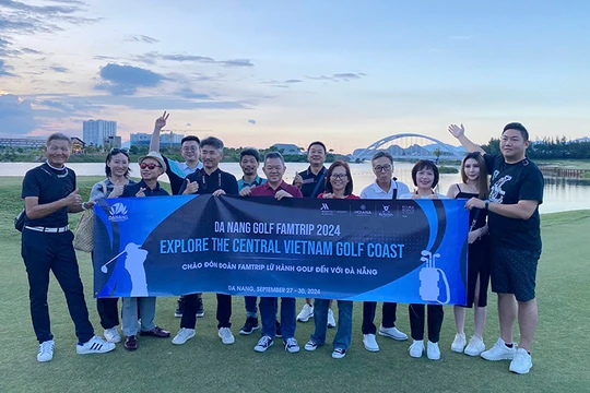 Đoàn Famtrip là 20 đại diện của các công ty lữ hành du lịch golf quốc tế khảo sát, trải nghiệm dịch vụ golf tại Đà Nẵng, Quảng Nam.