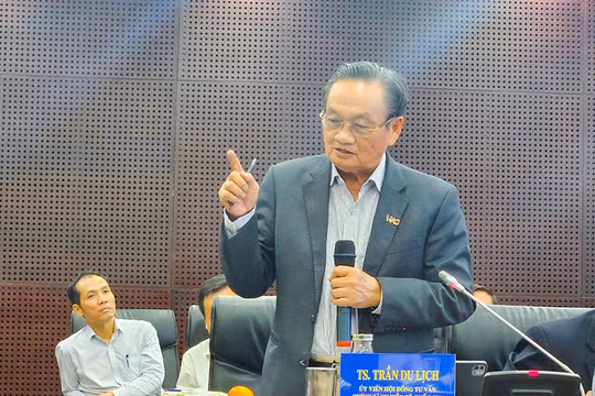 TS. Trần Du Lịch, Ủy viên Hội đồng tư vấn chính sách tiền tệ Quốc gia, hiến kế để Đà Nẵng xây dựng thành công Khu thương mại tự do.
