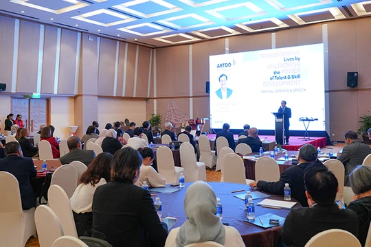 Quang cảnh hội thảo quốc tế ARTDO lần thứ 51, chủ đề “Thay đổi cuộc sống bằng cách khai phóng sức mạnh tài năng và phát triển kỹ năng”