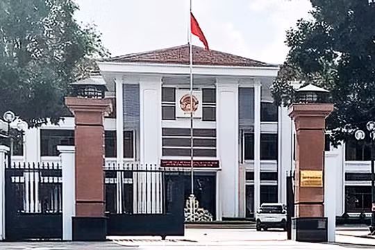 Trụ sở UBND tỉnh Quảng Ngãi.