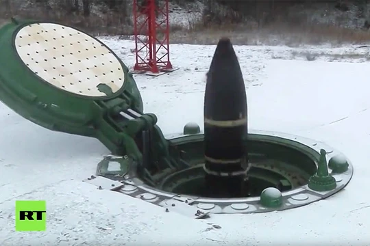 Nga bắn thử tên lửa xuyên lục địa Topol-M từ hầm phóng dưới mặt đất