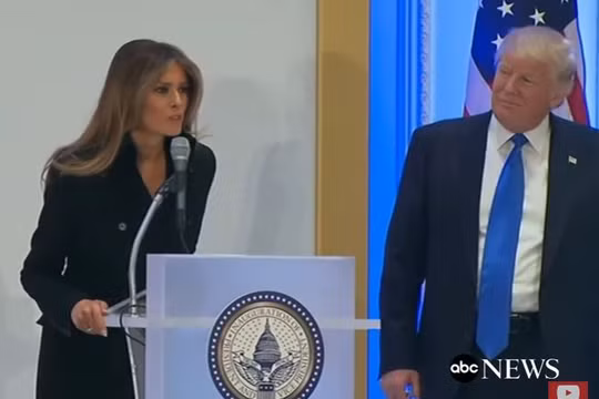 Vợ chồng tỷ phú Trump cảm ơn người ủng hộ ở Washington.