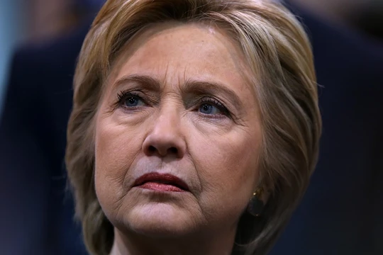 Bà Hillary Clinton sẽ từ bỏ hoàn toàn chính trường?