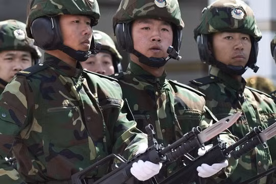 Quân đội Trung Quốc cải tổ lớn trước thềm Đại hội 19?