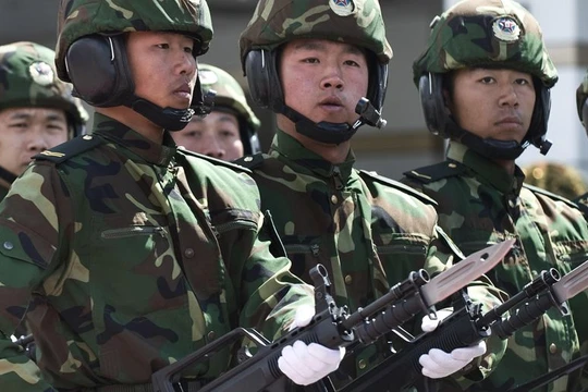 Quân đội Trung Quốc cải tổ lớn trước thềm Đại hội 19?