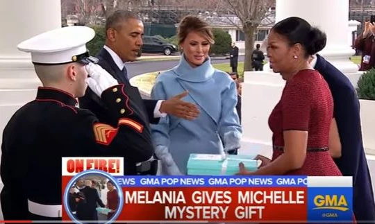 Truyền thông Mỹ tò mò về gói quà vợ ông Trump tặng vợ ông Obama