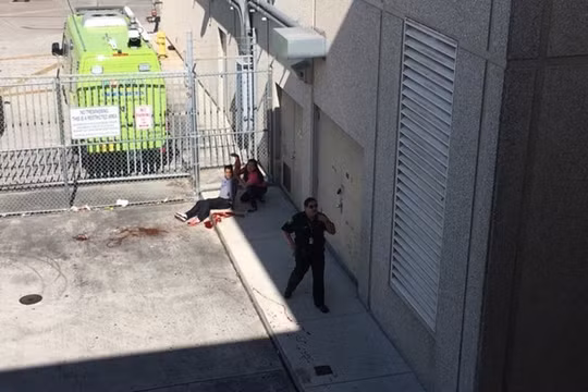 Hiện trường vụ xả súng. (Nguồn: Twitter)