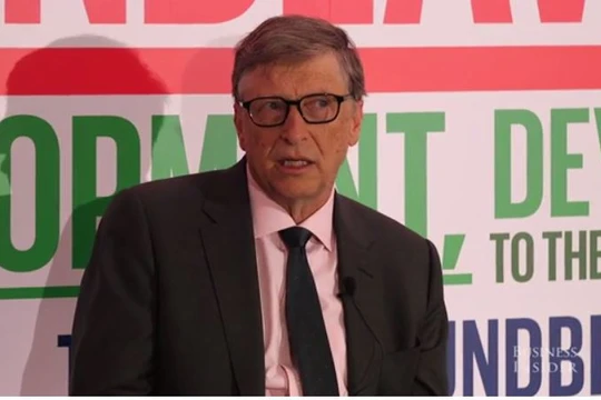 Tỷ phú Bill Gates cảnh báo thế giới về loại hình tấn công khủng bố mới - khủng bố sinh học.