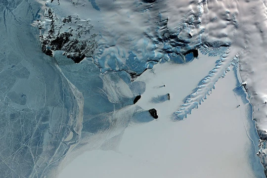 NASA tìm kiếm cổng vào thế giới khác ở Nam Cực