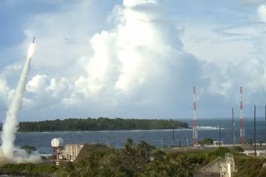 Mỹ sẽ triển khai tên lửa THAAD ở Hàn Quốc từ cuối tháng 6 tới?