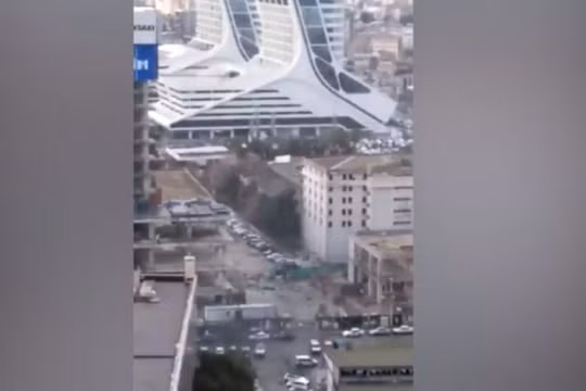 Nổ lớn kèm đấu súng kinh hoàng bên ngoài tòa án ở Thổ Nhĩ Kỳ