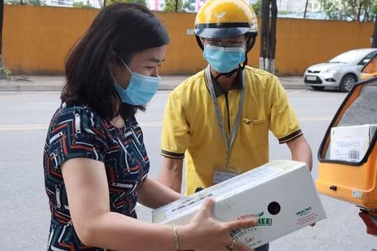 Bưu điện Việt Nam khuyến cáo khách hàng tuyệt đối không chuyển tiền, thanh toán bất cứ khoản tiền, cước phí nào khi chưa nhận hàng