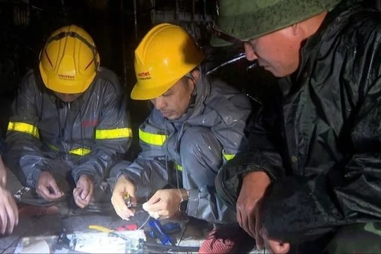 Thuê bao di động trong vùng bão số 3 được tự động chuyển vùng khẩn cấp