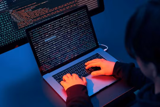 Phương thức tấn công mạng phổ biến bậc nhất là kỹ thuật tấn công phi xã hội - social engineering. Ảnh minh họa.