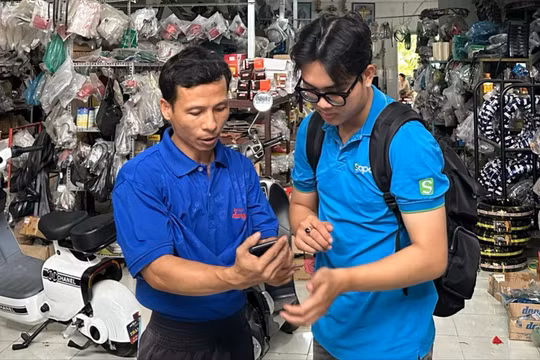 Phần mềm quản lý bán hàng Sapo trên mobile phù hợp với hộ kinh doanh cá thể không chuyên về công nghệ.