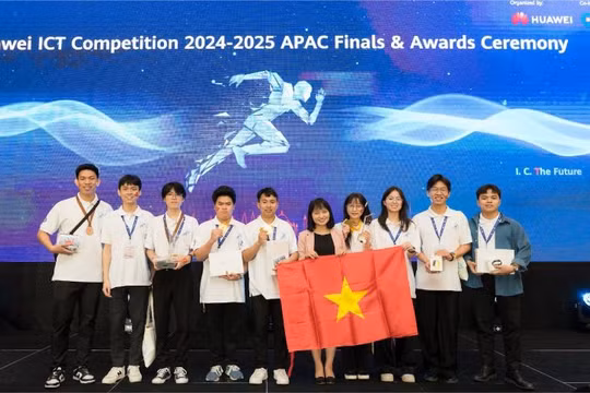 Đội Việt Nam đại thắng với 3 giải thưởng tại vòng thi khu vực cuộc thi Huawei ICT Competition 2024 - 2025 tại Malaysia.