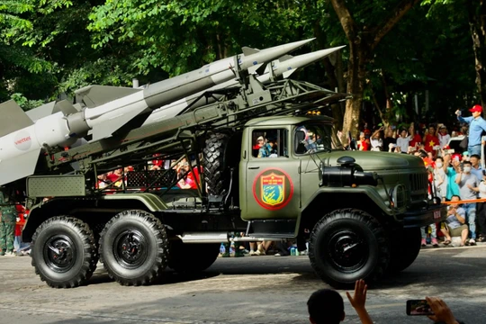 Tổ hợp tên lửa phòng không S-125-VT là một trong những thành phần nòng cốt của hệ thống phòng thủ bờ biển.