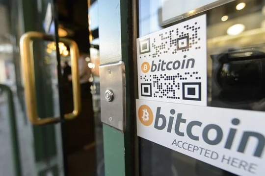 Bitcoin ra đời từ khi nào?