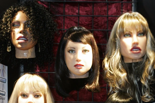 doanh số bán đồ chơi tình dục trên các nền tảng trực tuyến như Alibaba và Taobao đã tăng trung bình 50% trong 5 năm qua. (Ảnh: Business Insider)