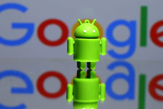 Ủy ban châu Âu phạt Google số tiền kỷ lục 5 tỷ USD về hành vi kinh doanh độc quyền. (Ảnh: Quartz)