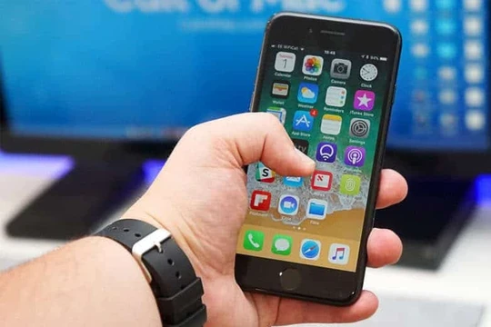 iPhone đang ngày càng có màn hình lớn hơn. Dự đoán iPhone 2018 sẽ có màn hình 6.5 inch