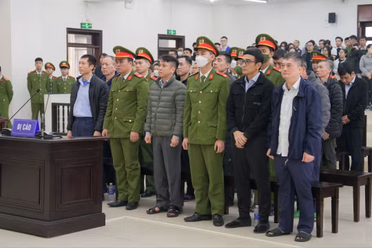 Cựu Chủ tịch FLC Trịnh Văn Quyết xin hoãn tòa vì sức khỏe yếu